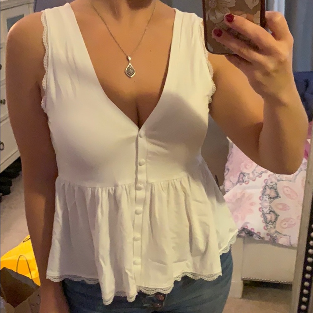 Flirty White lace trimmed tank